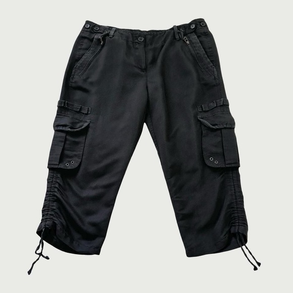 Low Rise Cargo Capris - Picture 1 of 8